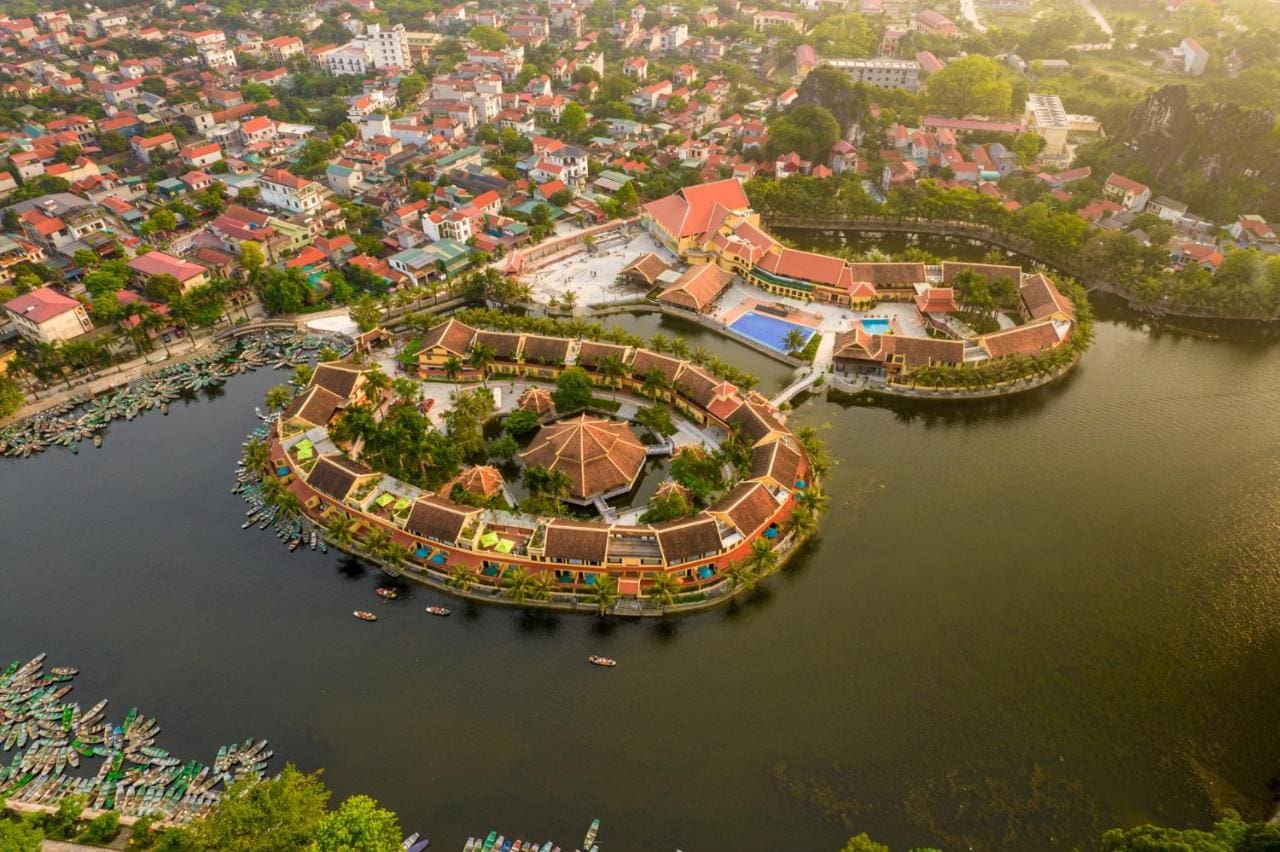 Emeralda resort Tam Coc, Ninh Bình